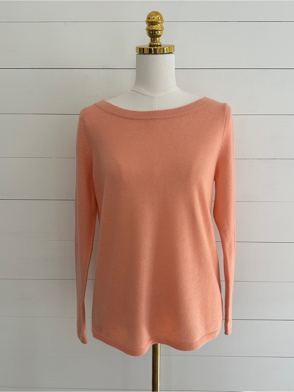 100% Cashmere Lightweight Boatneck Sweater in Peach